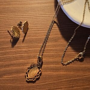 New stainless jewelry set - Virgen de Guadalupe ✨️ (necklace and earrings)
